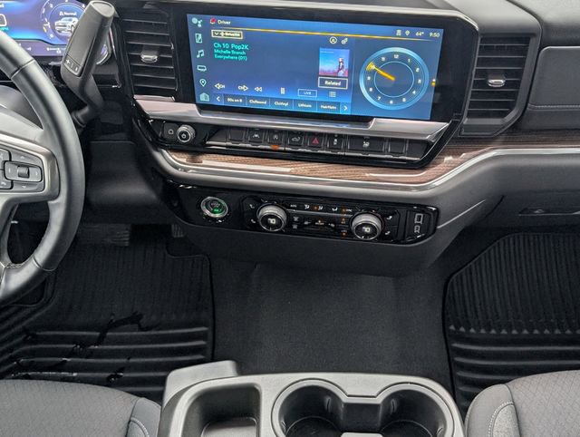 Used 2024 Chevrolet Silverado 1500 LT image 7