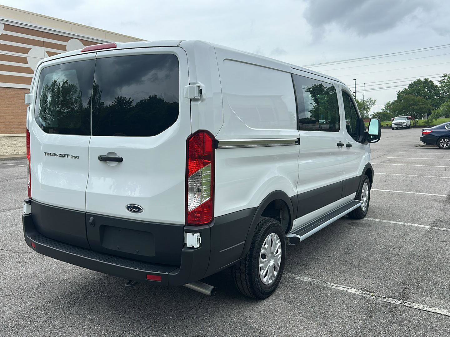 Certified 2025 Ford Transit 250 Low Roof w/ Exterior Upgrade Package RWD image 5