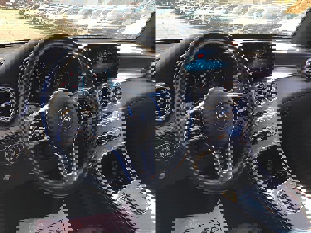 Used 2022 Mercedes-Benz GLC 300 4MATIC w/ Premium Package Lite image 16