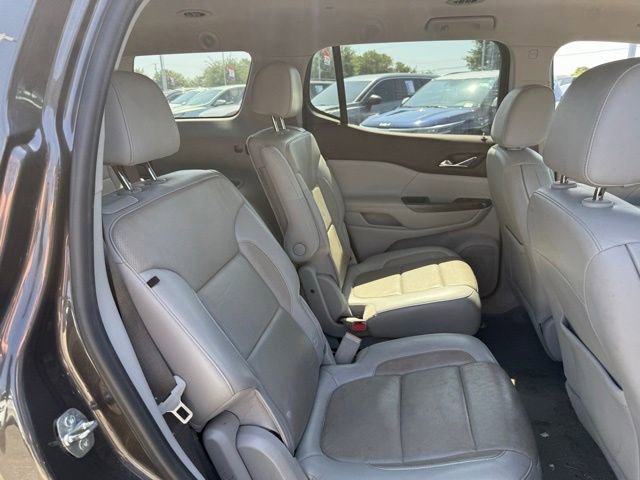 Used 2020 GMC Acadia SLT FWD image 14