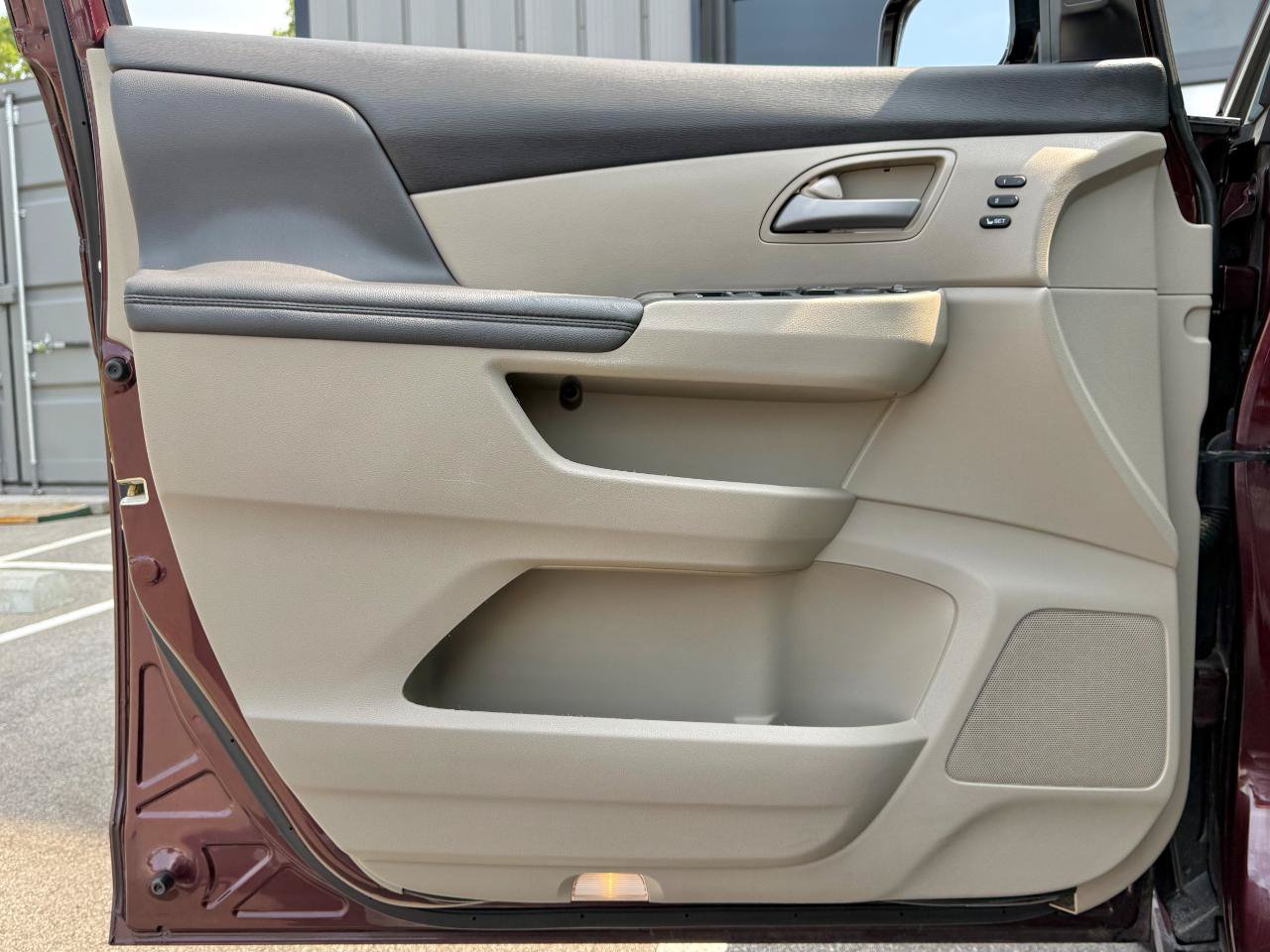 Used 2011 Honda Odyssey Touring image 23
