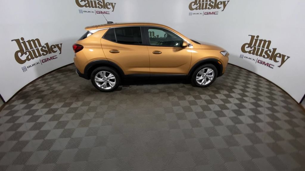 Certified 2024 Buick Encore GX Preferred w/ Comfort Package AWD/4WD image 9