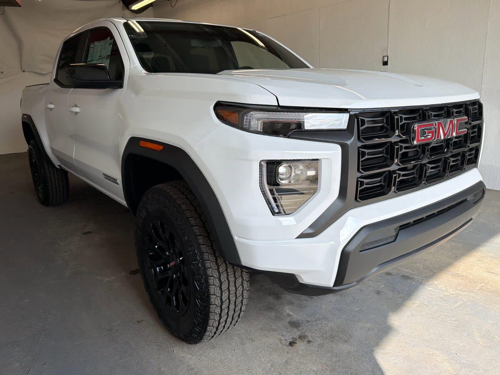 New 2026 GMC Canyon Elevation RWD image 4