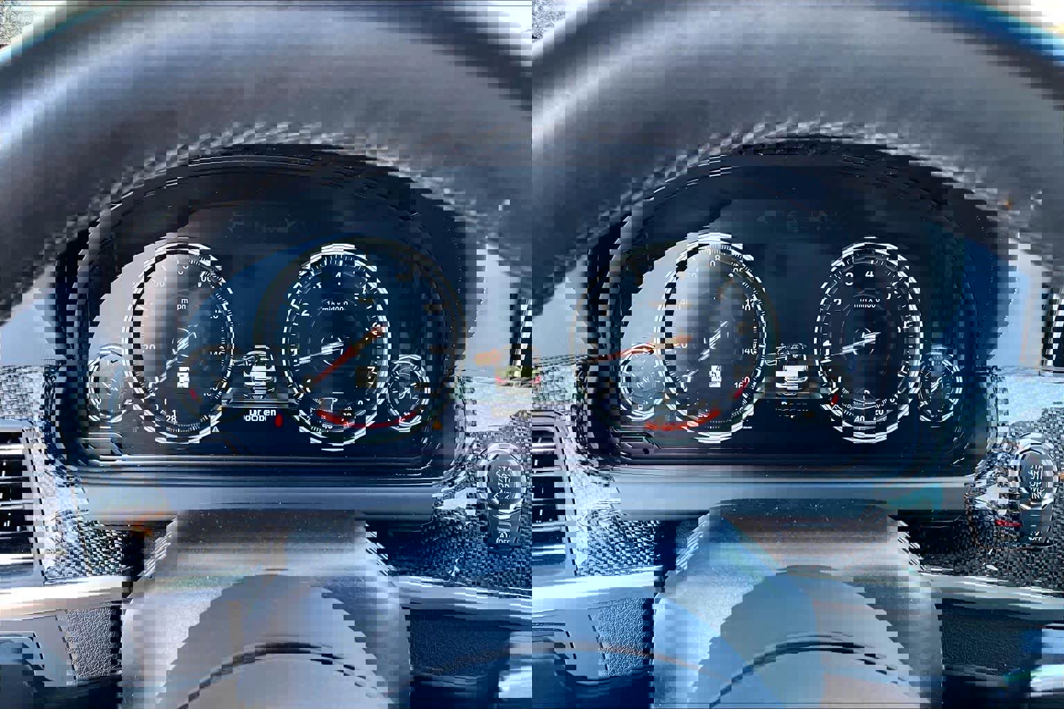 Used 2018 BMW 650i Convertible image 24