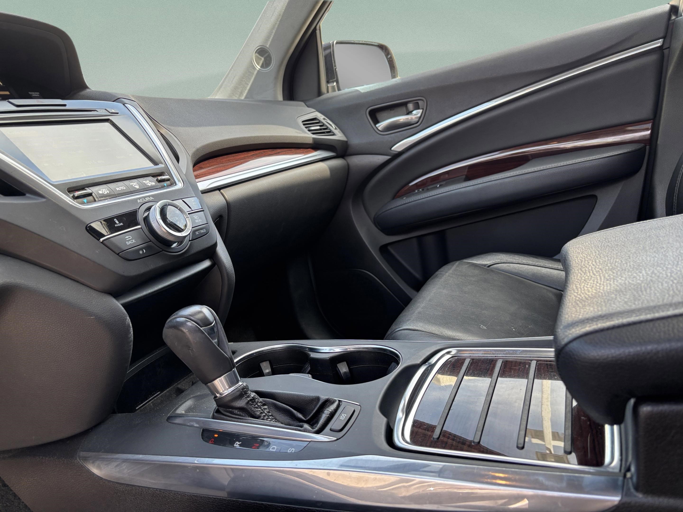 Used 2015 Acura MDX FWD image 18