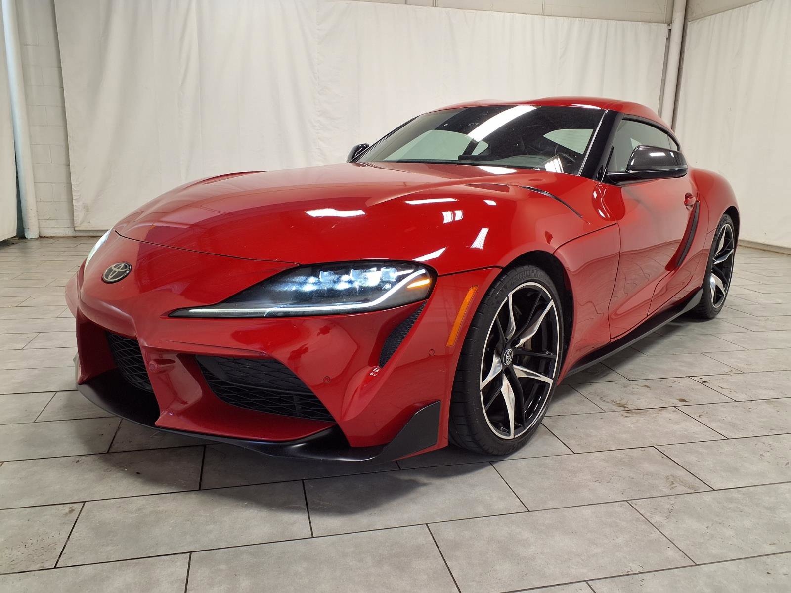 Used 2022 Toyota Supra w/ Safety & Technology Package RWD image 3
