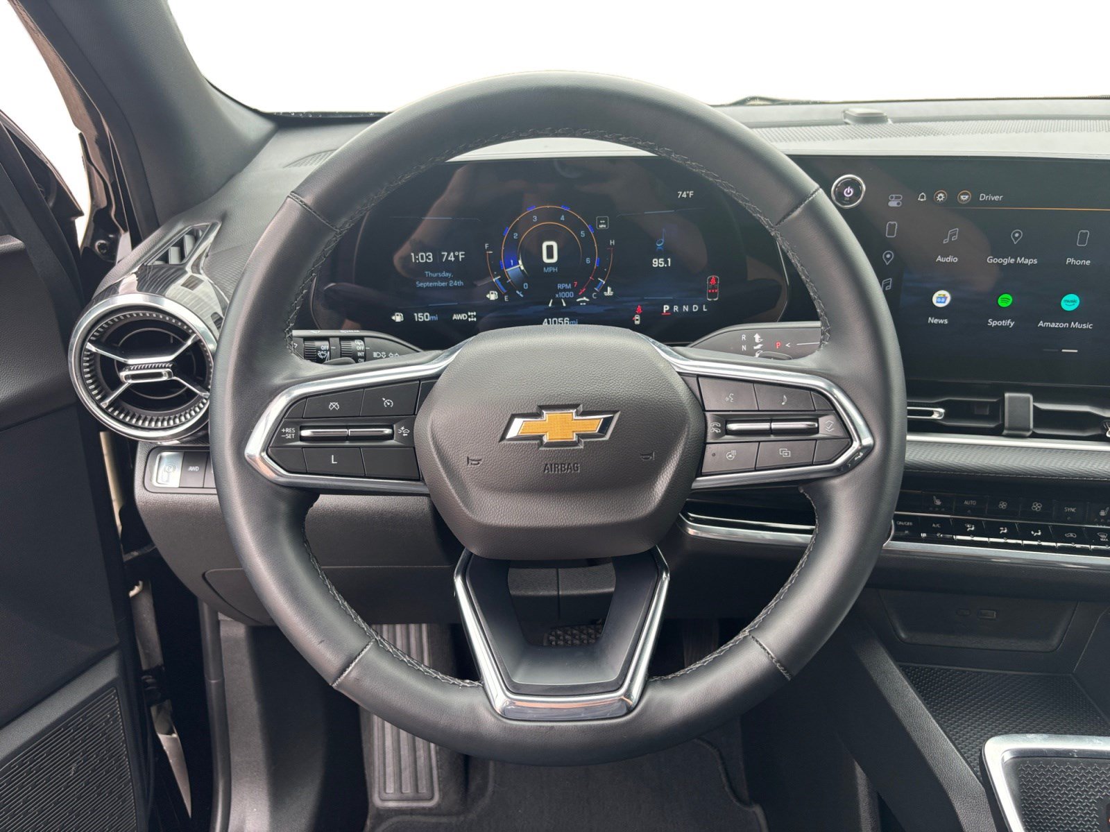Used 2025 Chevrolet Equinox LT w/ Convenience Package II AWD/4WD image 11