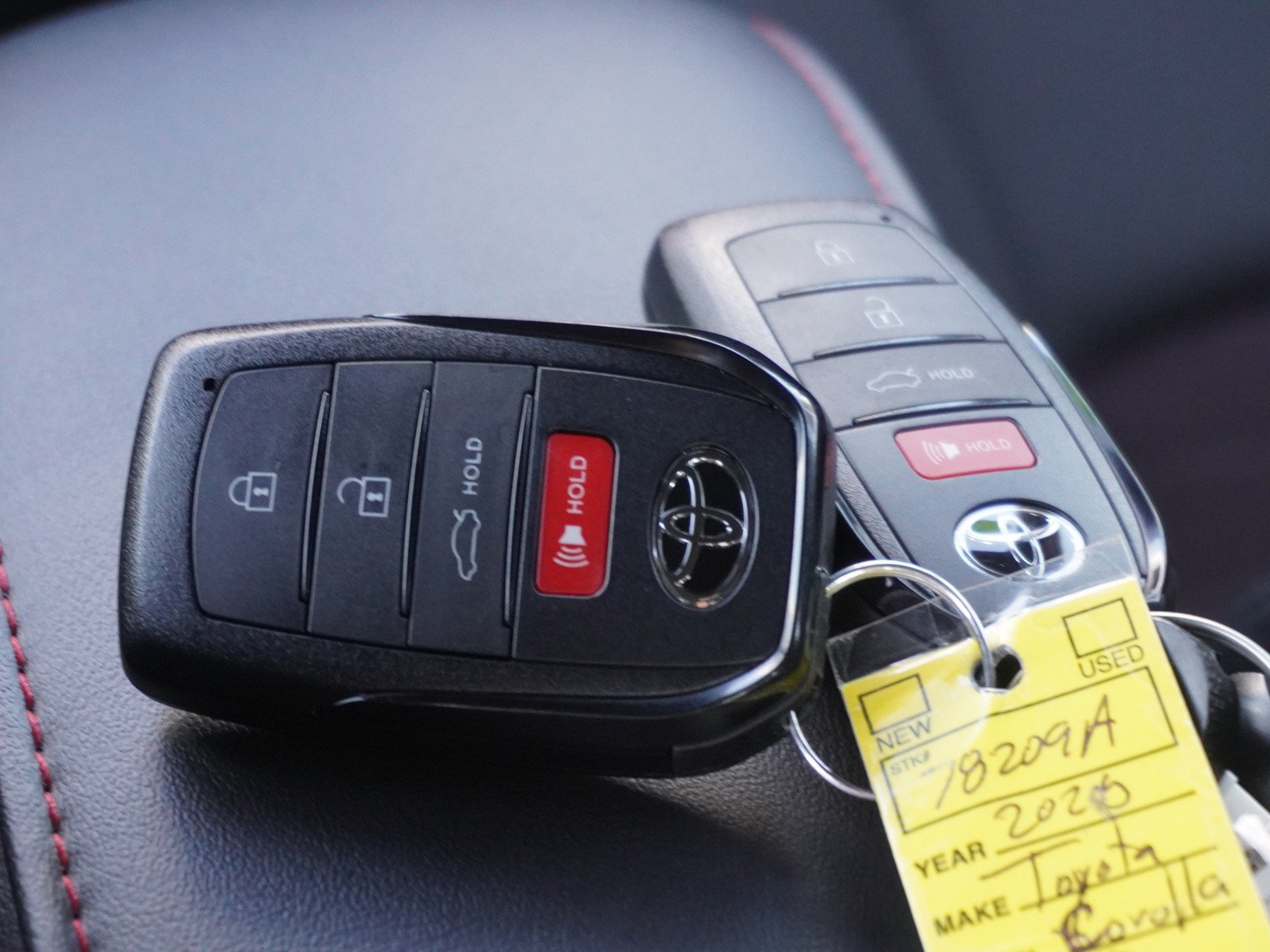 Used 2025 Toyota Corolla SE AWD/4WD image 17