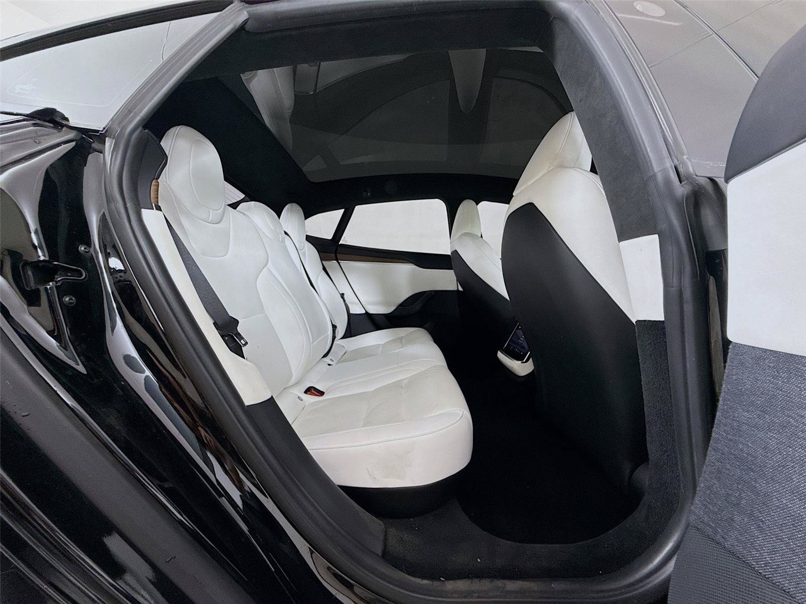 Used 2022 Tesla Model S AWD/4WD image 21