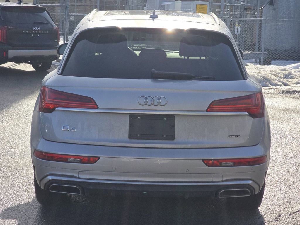 Used 2021 Audi Q5 e Prestige w/ Prestige Package image 16