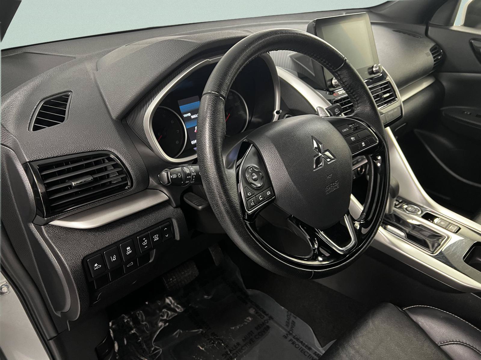 Used 2024 Mitsubishi Eclipse Cross SEL AWD/4WD image 12