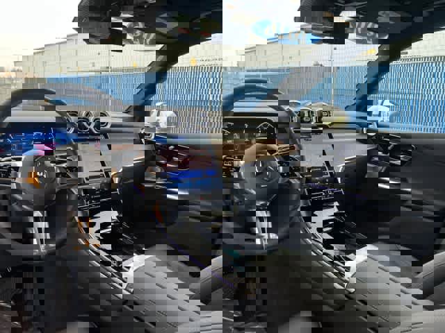 Used 2026 Mercedes-Benz GLC 300 image 18