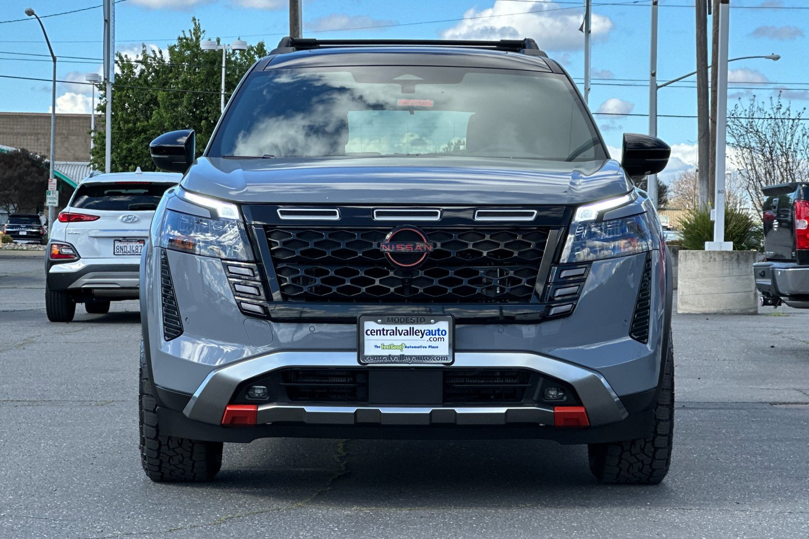 New 2026 Nissan Pathfinder Rock Creek w/ Rock Creek Premium Package image 9