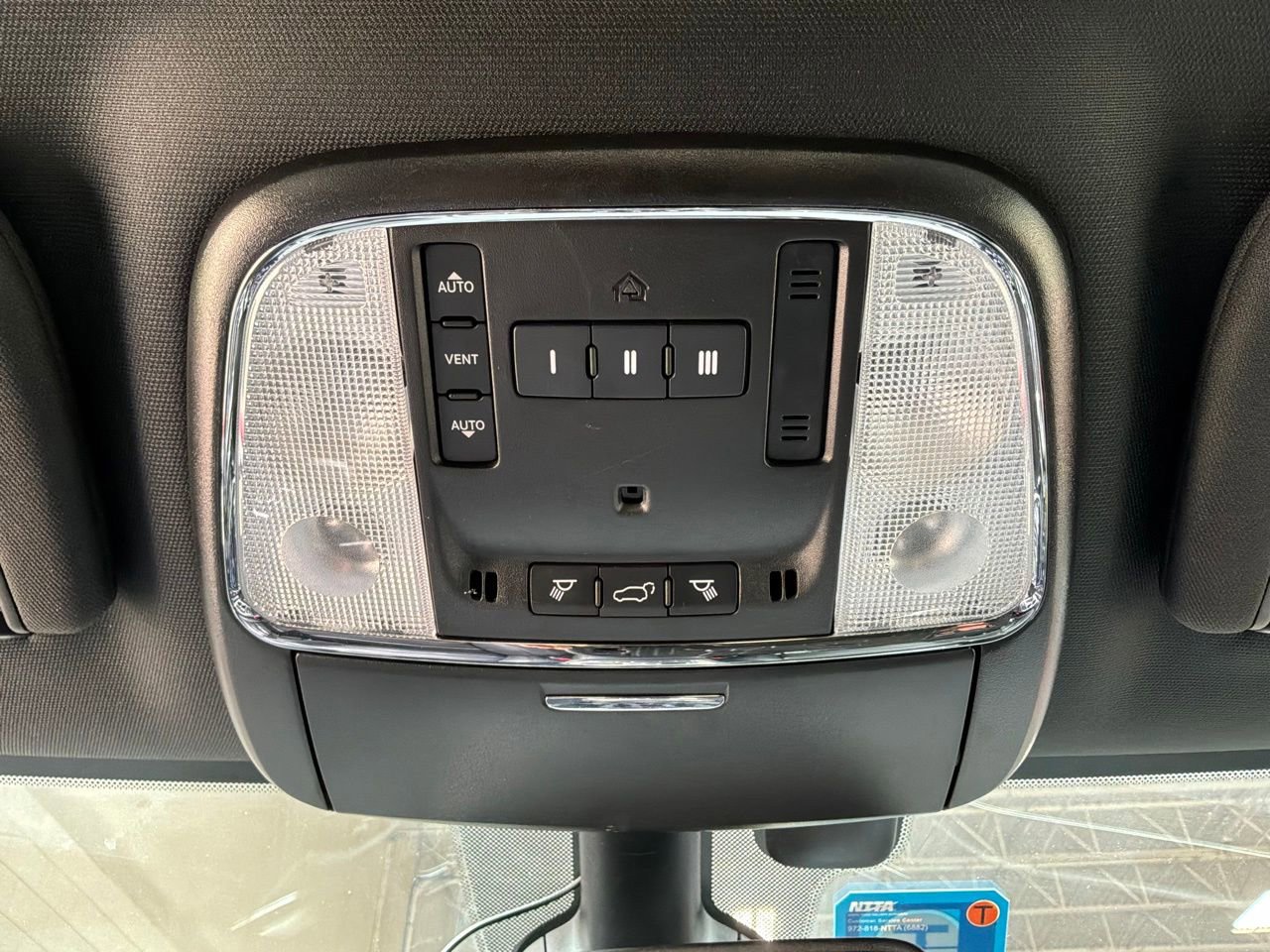 Used 2021 Jeep Grand Cherokee Limited AWD/4WD image 17