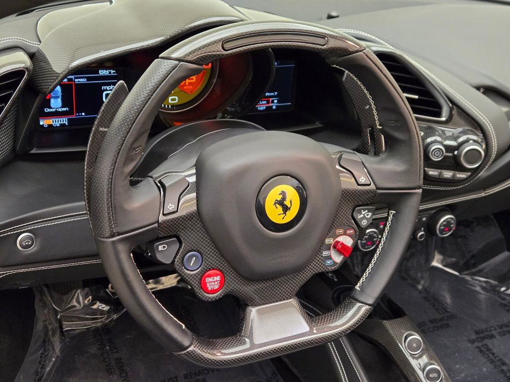 Used 2018 Ferrari 488 Spider image 33