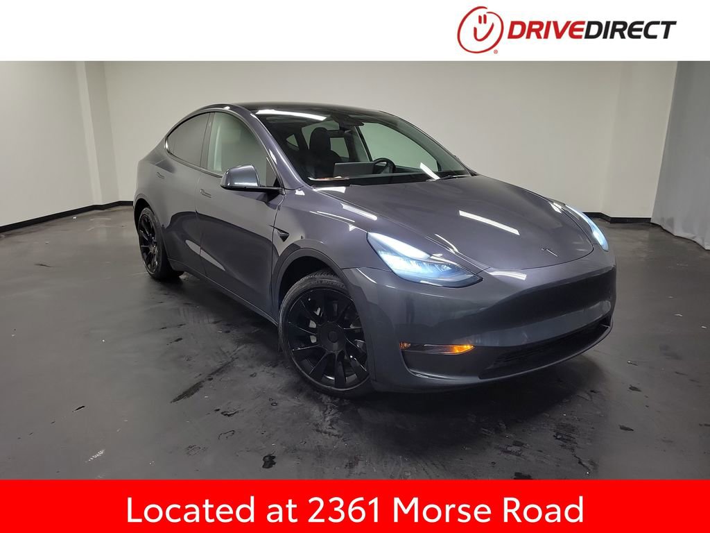Used 2021 Tesla Model Y Long Range image 1
