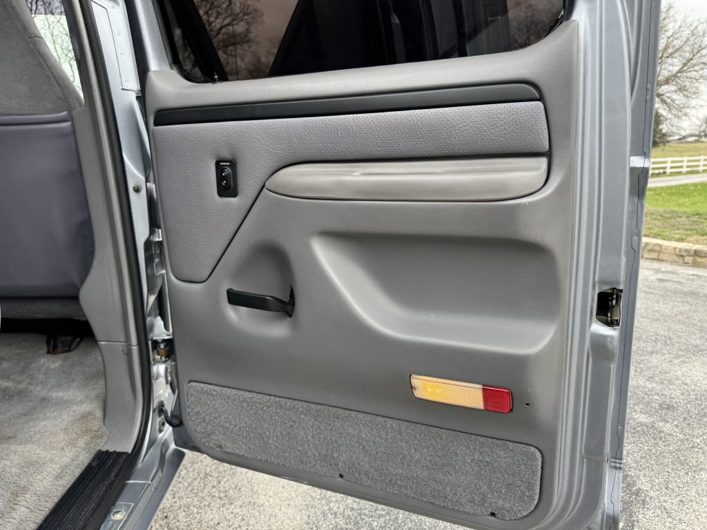 Used 1997 Ford F350 4x4 Crew Cab image 24