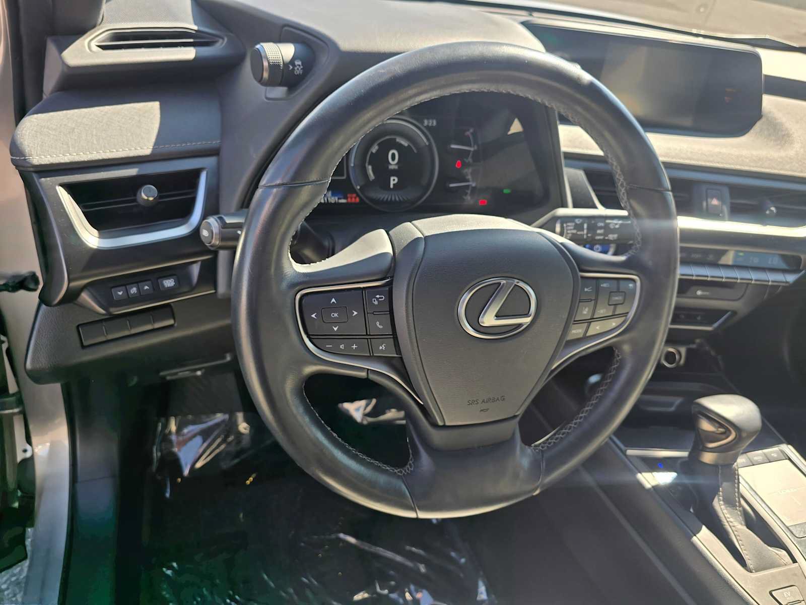 Used 2020 Lexus UX 250h w/ Premium Package AWD/4WD image 25