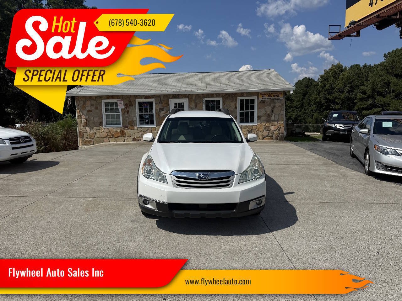 Used 2010 Subaru Outback 2.5i Premium AWD/4WD image 1