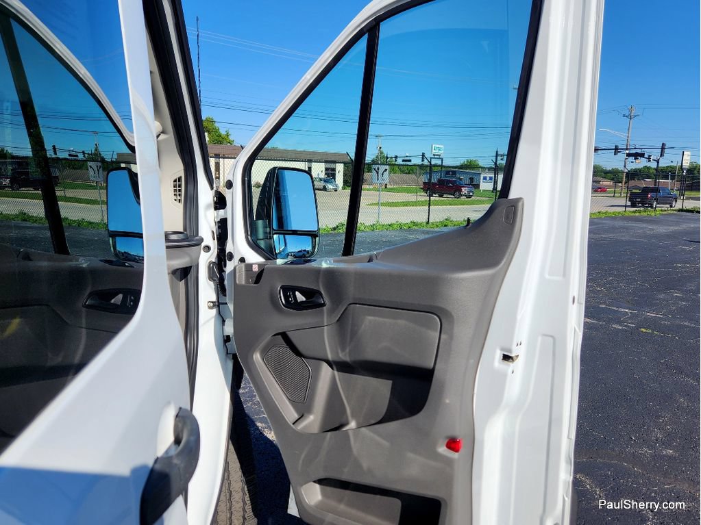 Used 2020 Ford Transit 250 Medium Roof RWD image 57