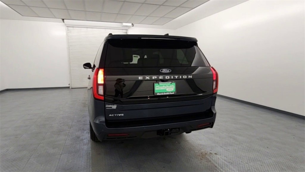 New 2025 Ford Expedition Active image 8
