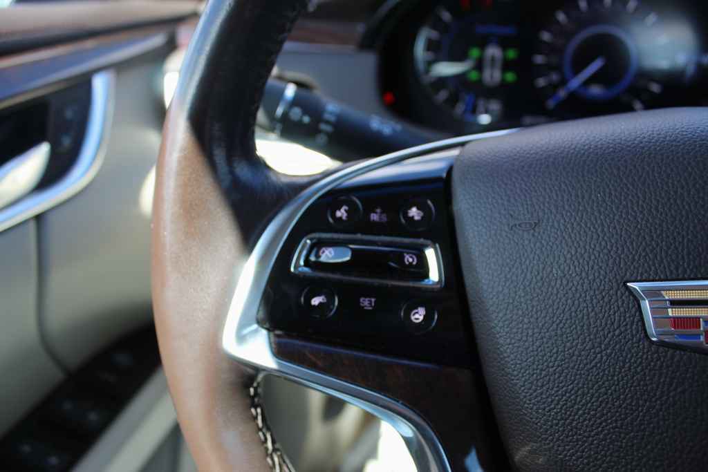 Used 2017 Cadillac XTS Premium Luxury image 16