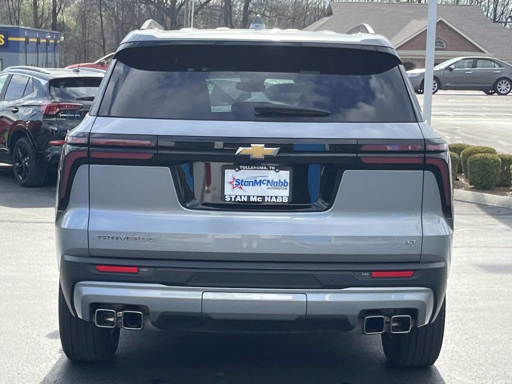 Certified 2024 Chevrolet Traverse LT FWD image 7