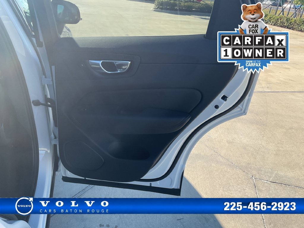 Used 2024 Volvo XC60 B5 Plus w/ Protection Package Premier AWD/4WD image 16