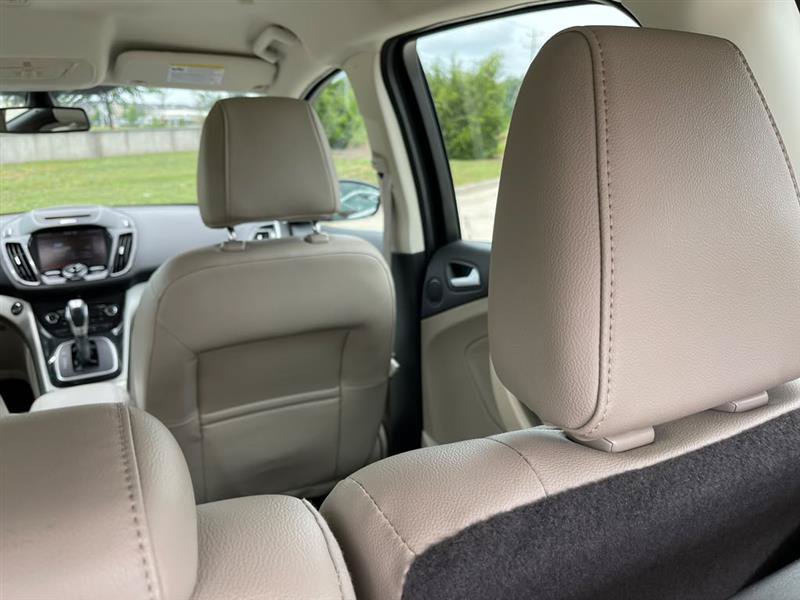 Used 2013 Ford C-MAX Energi SEL FWD image 33
