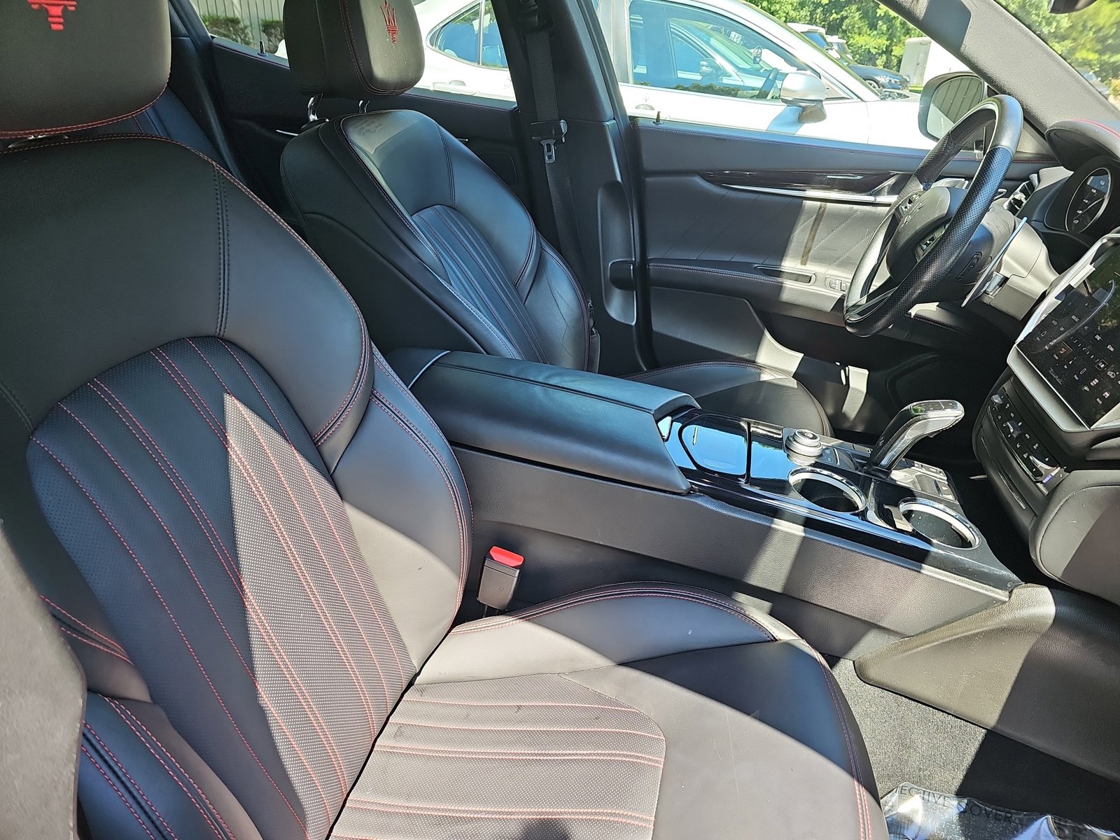 Used 2022 Maserati Ghibli Modena Q4 image 10