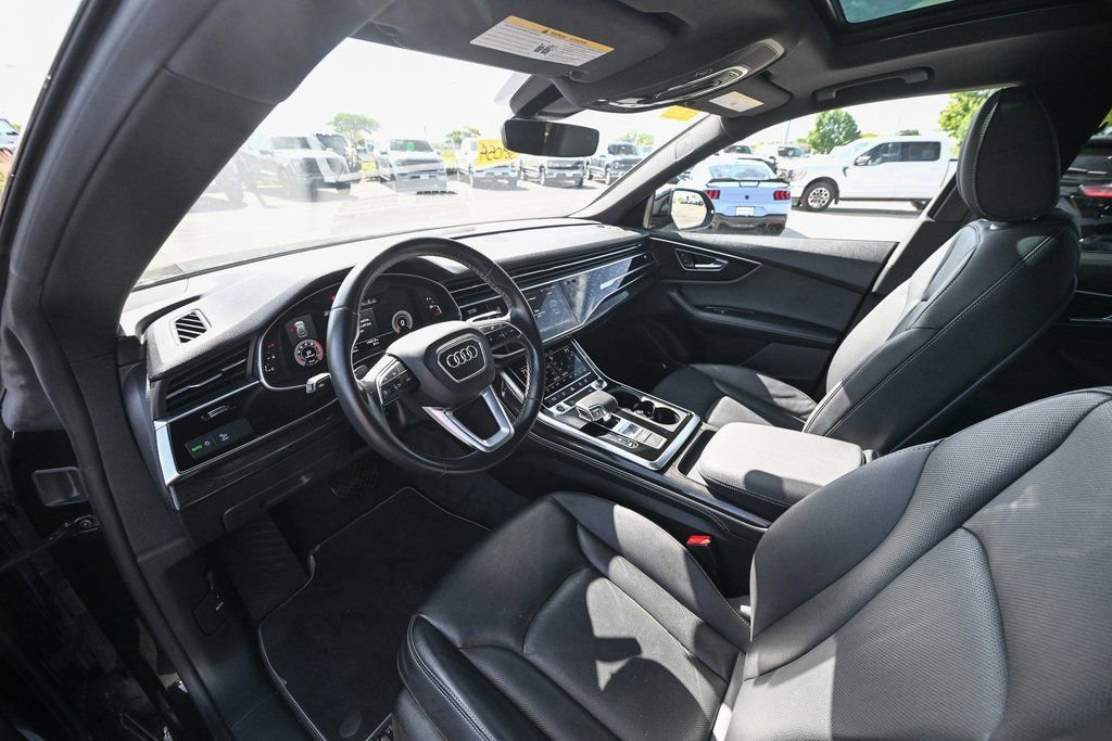 Used 2022 Audi Q8 Premium Plus image 18
