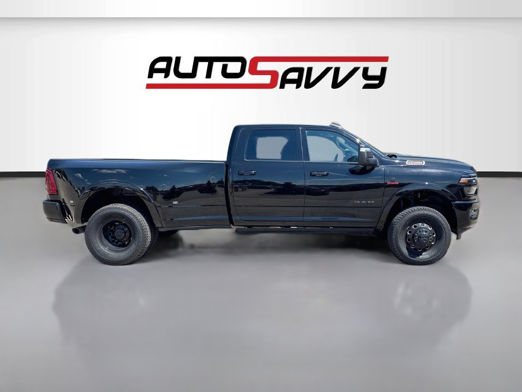 Used 2025 RAM 3500 Limited AWD/4WD image 8