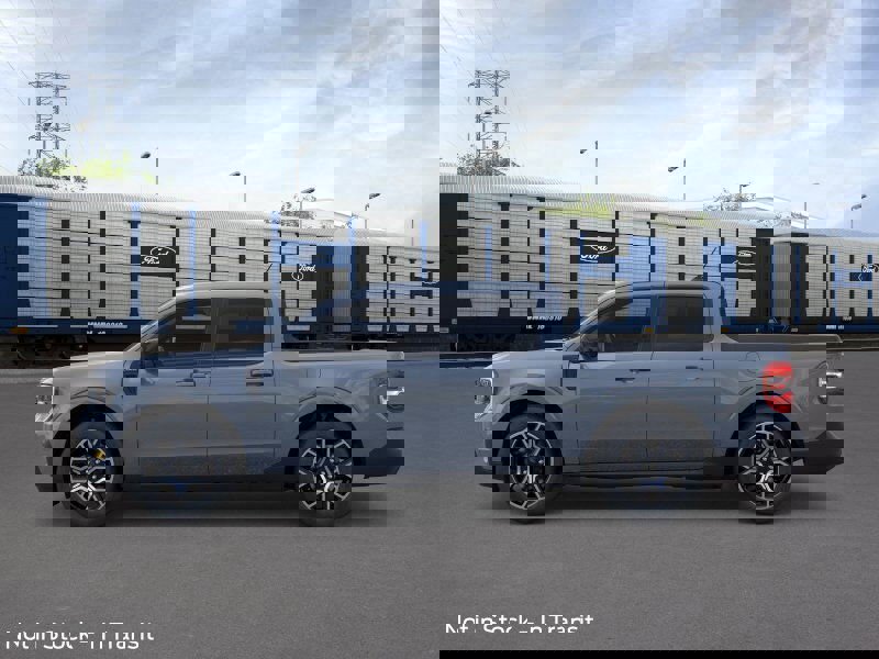 New 2026 Ford Maverick Lariat w/ 4K Tow Package image 3