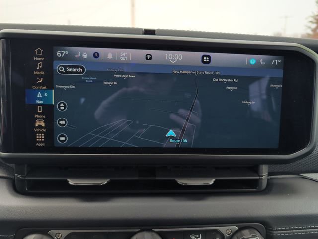 Used 2024 Jeep Gladiator Mojave w/ Technology Group image 23