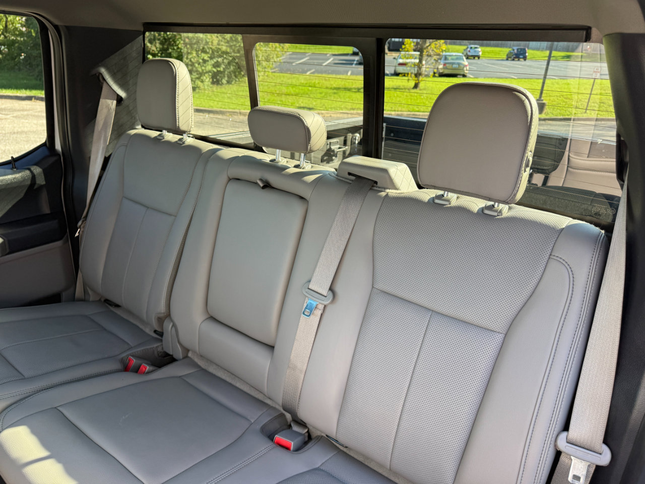 Used 2018 Ford F150 Lariat w/ Equipment Group 502A Luxury image 12