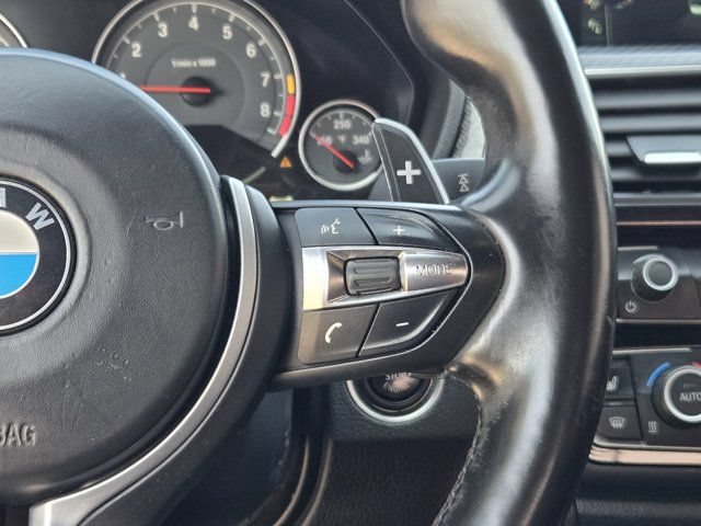 Used 2017 BMW M4 Coupe w/ Competition Package RWD image 30