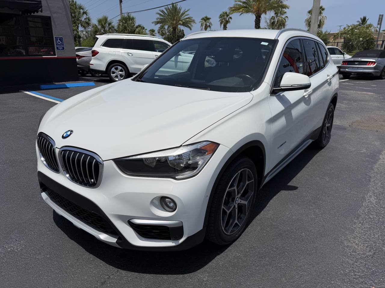 Used 2018 BMW X1 sDrive28i FWD image 3