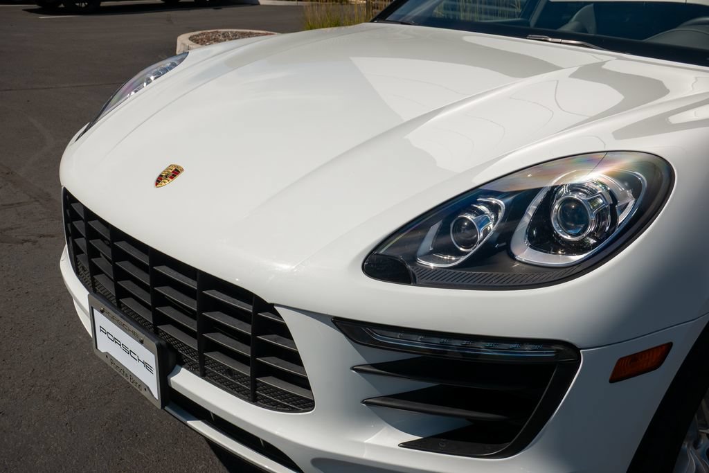 Used 2018 Porsche Macan AWD/4WD image 24