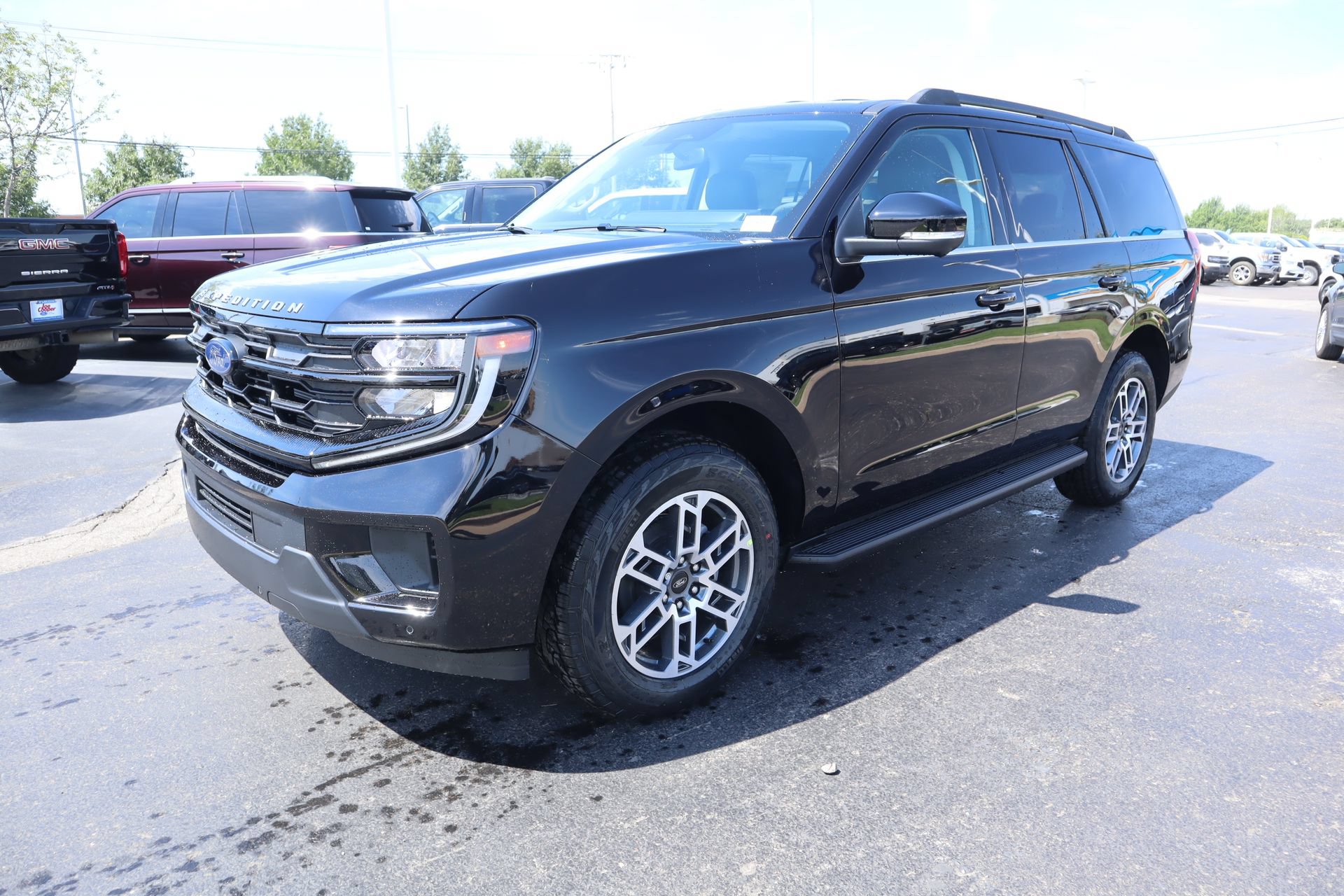 New 2026 Ford Expedition Active AWD/4WD image 11