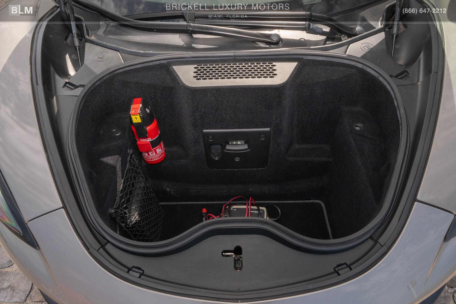 Used 2018 McLaren 570S Coupe RWD image 16