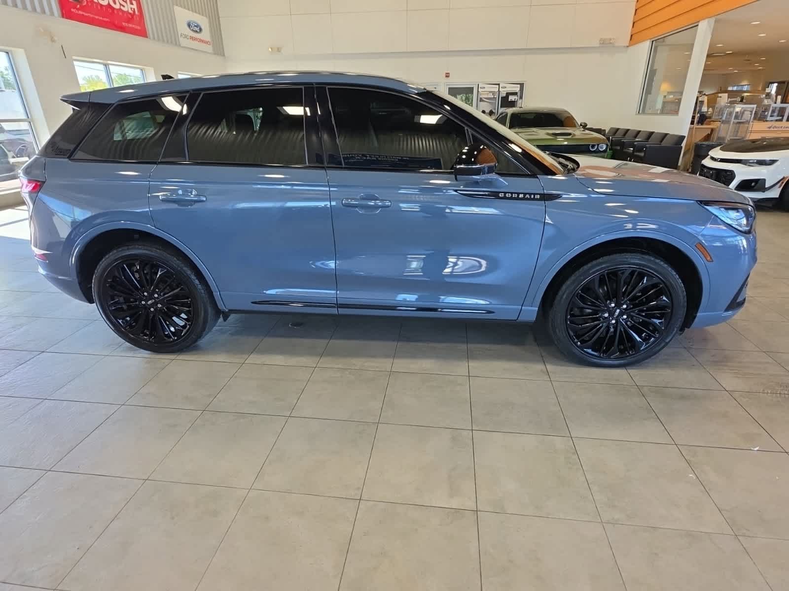 Used 2024 Lincoln Corsair AWD w/ Equipment Group 101A image 5