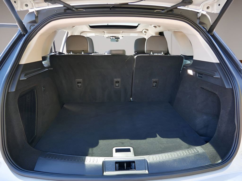 Certified 2023 Lincoln Corsair AWD w/ Equipment Group 101A image 12