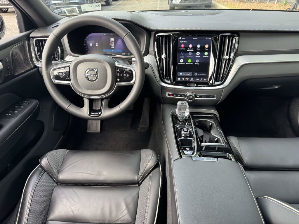 Certified 2024 Volvo S60 T8 Ultimate w/ Climate Package AWD/4WD image 11
