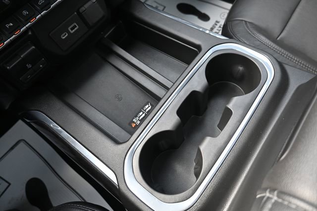 Used 2020 Chevrolet Silverado 1500 LTZ w/ LTZ Premium Package AWD/4WD image 29