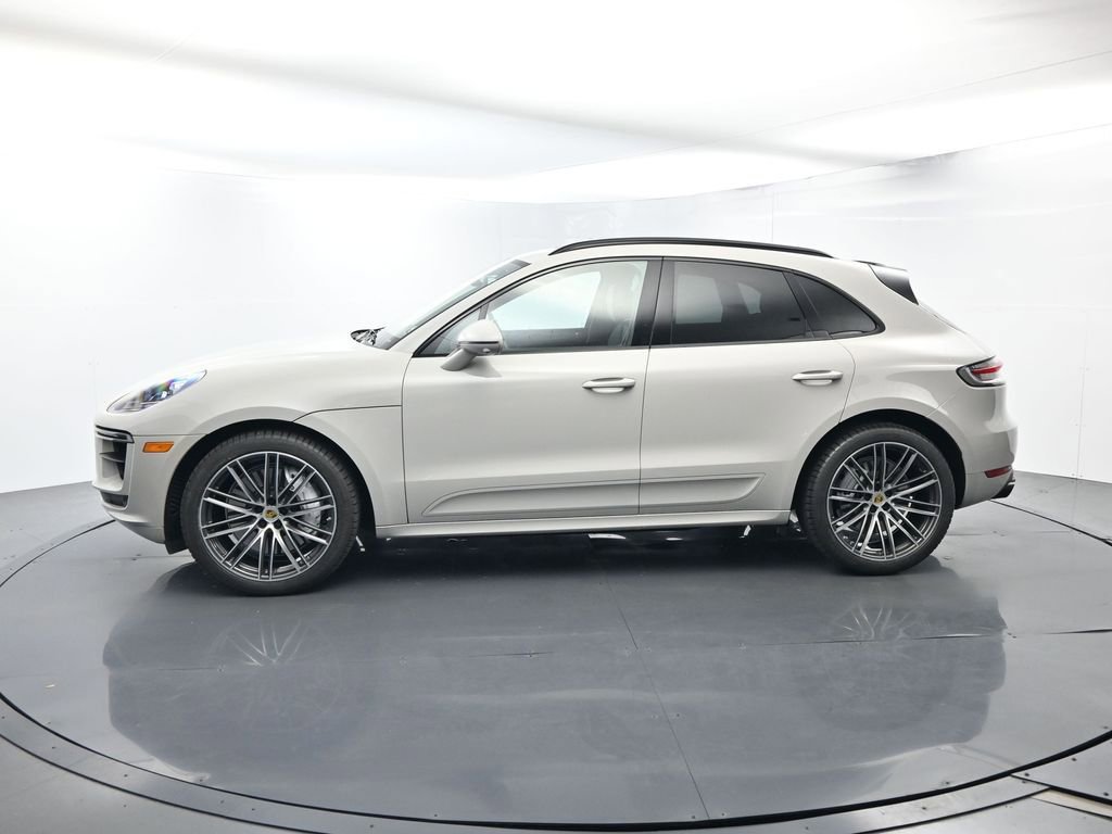 Certified 2021 Porsche Macan Turbo image 2