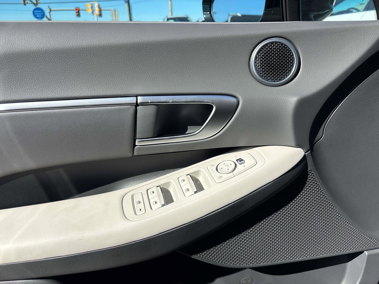 Used 2026 Hyundai Sonata SEL image 9