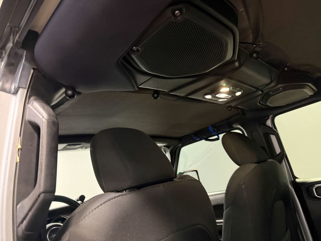 Used 2022 Jeep Wrangler Unlimited Sport image 11
