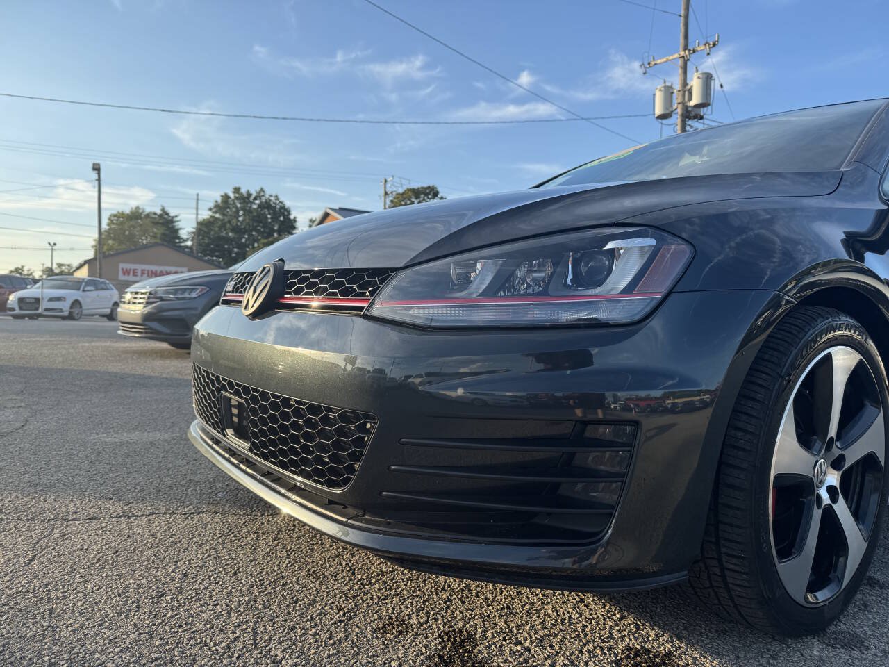 Used 2017 Volkswagen GTI Autobahn FWD image 11
