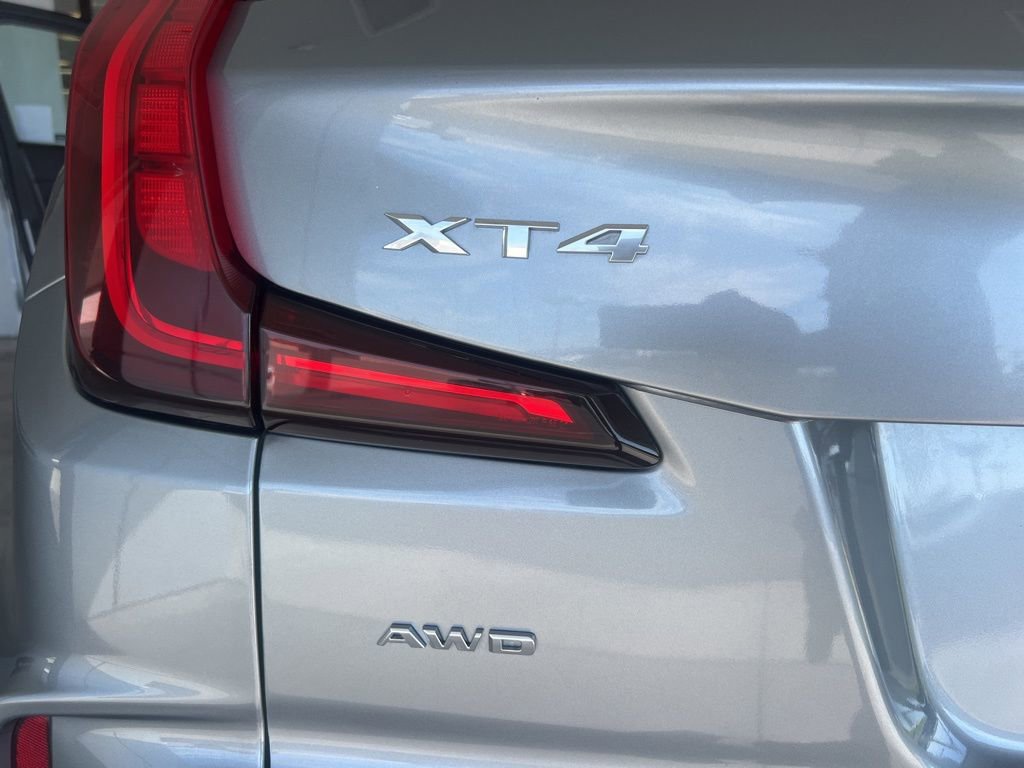 Used 2024 Cadillac XT4 Premium Luxury image 41