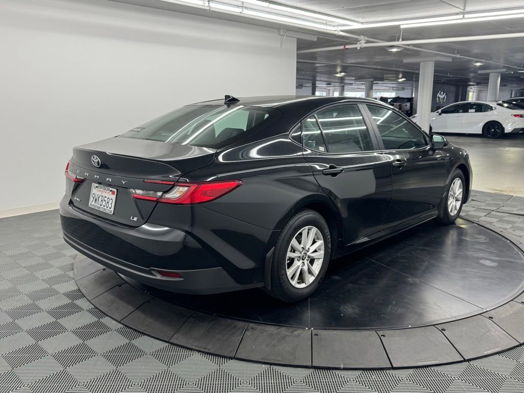 Used 2026 Toyota Camry LE w/ Convenience Package FWD image 5